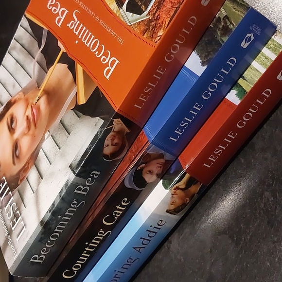 Lot Of 3 LESLIE GOULD SC AMISH ROMANCE 4 BOOKS New - Picture 5 of 5